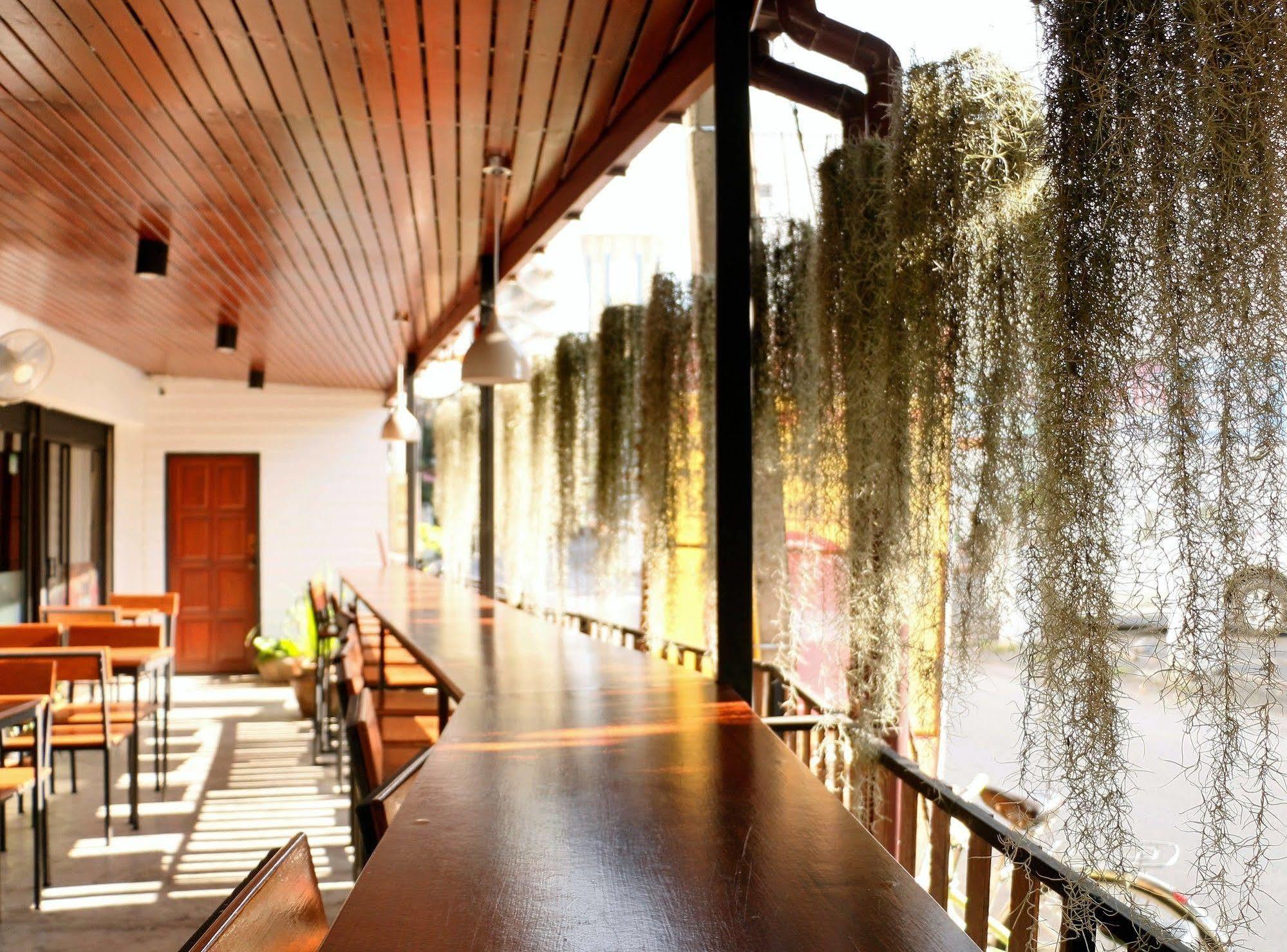 Zion Hostel Chiang Mai Bagian luar foto