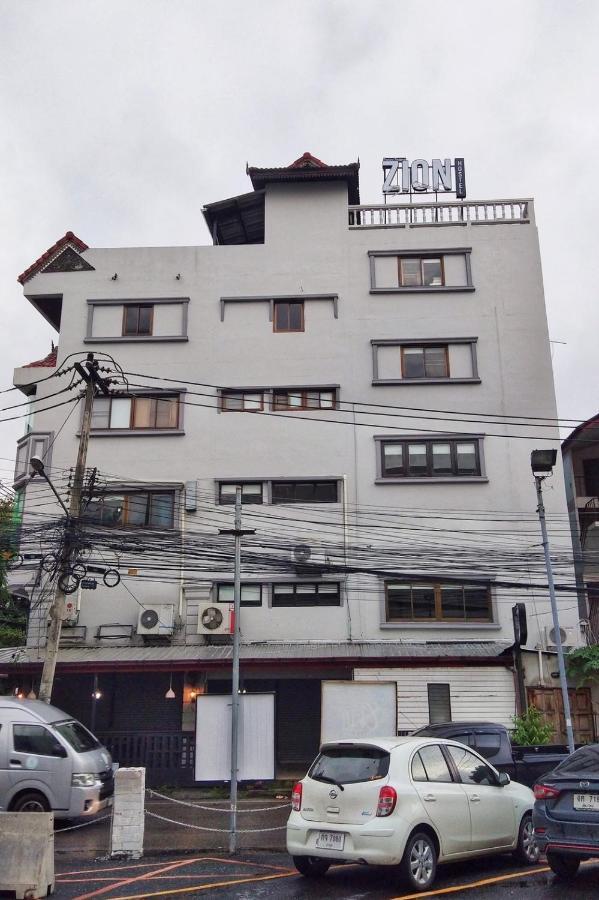 Zion Hostel Chiang Mai Bagian luar foto